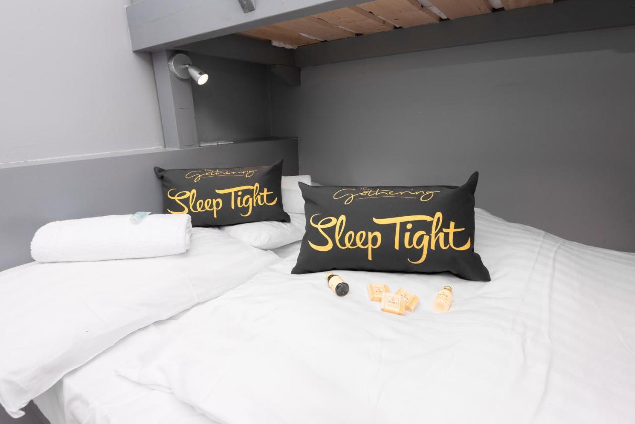 The Lower Gathering - Town Centre - Sleeps Up To 10 Wrexham Extérieur photo