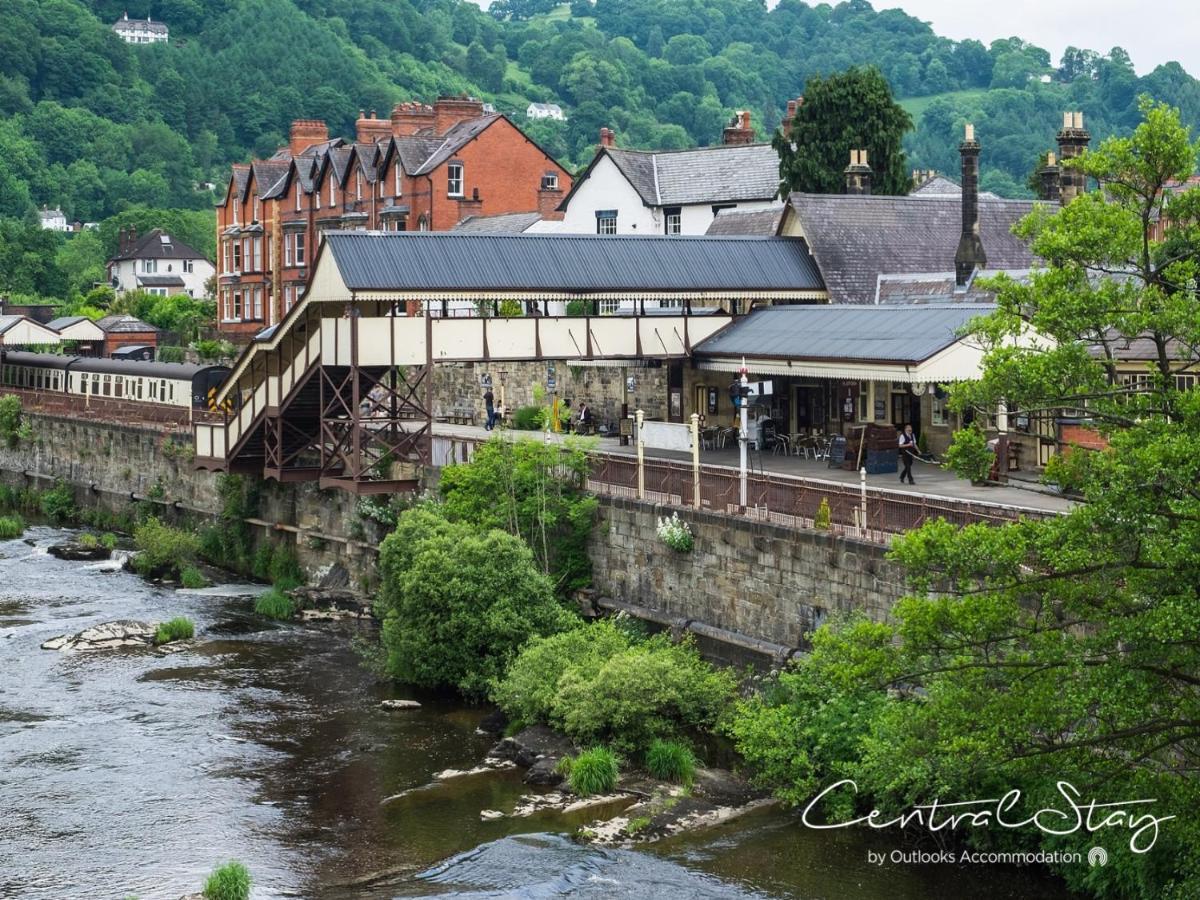 The Lower Gathering - Town Centre - Sleeps Up To 10 Wrexham Extérieur photo